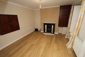 Sitting Room- click for photo gallery